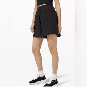 Lululemon LA Ribbed Boxer Short Size 6